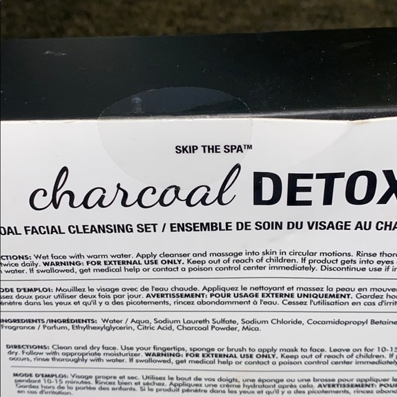 Skip the Spa Charcoal Detox Cleansing Set - Picture 5 of 6